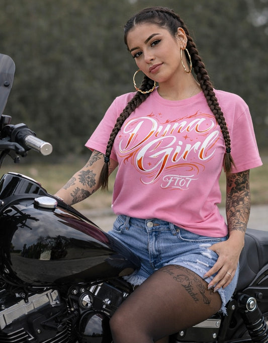 DYNA GIRL – Women’s Softstyle Tee